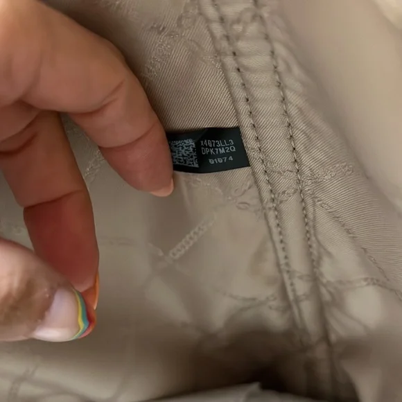 Michael Kors Cream and Tan Tote Bag - Picture 6 of 13